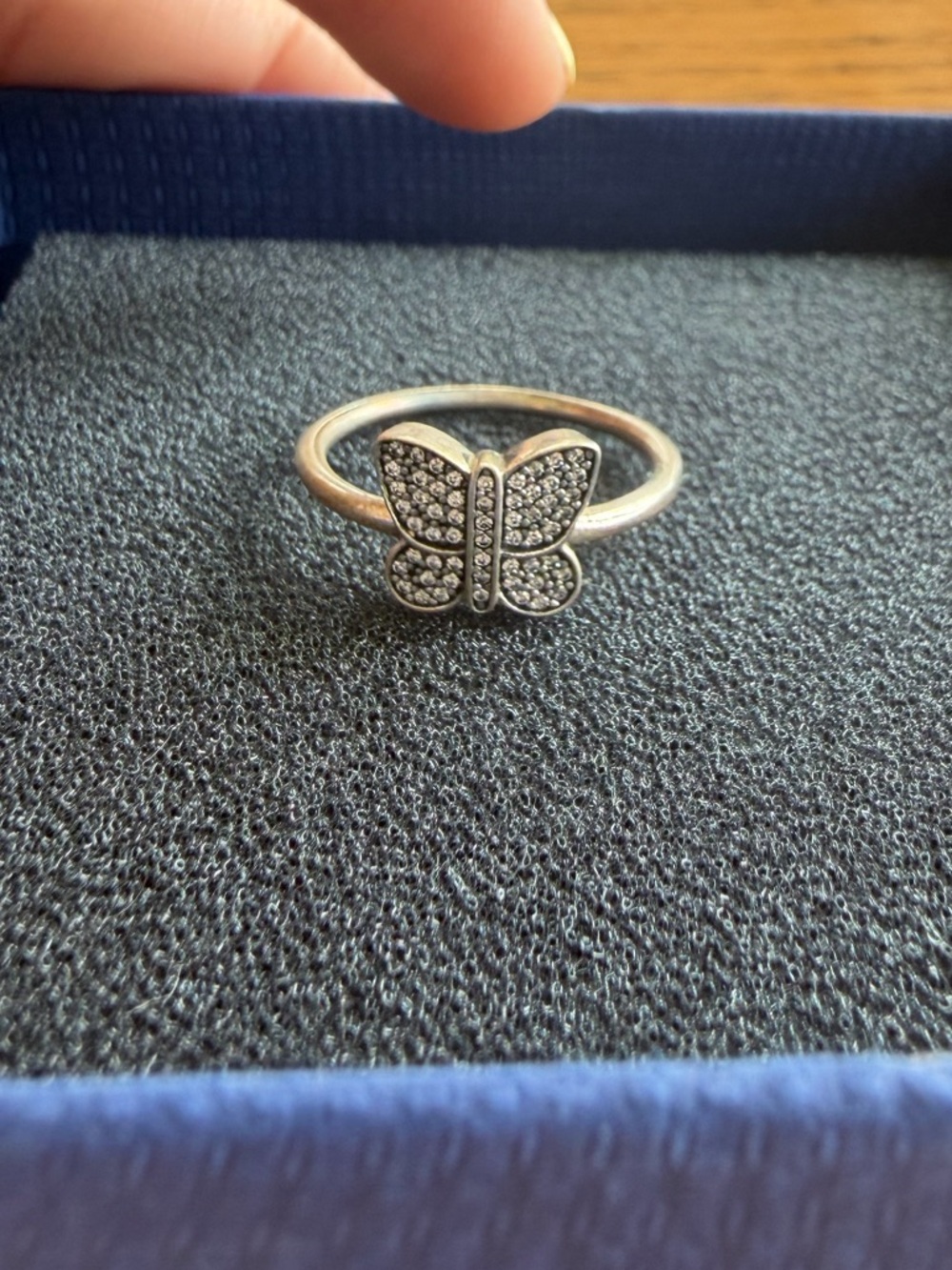Authentic Pandora Sparkling Butterfly Ring 
925 ALE 56